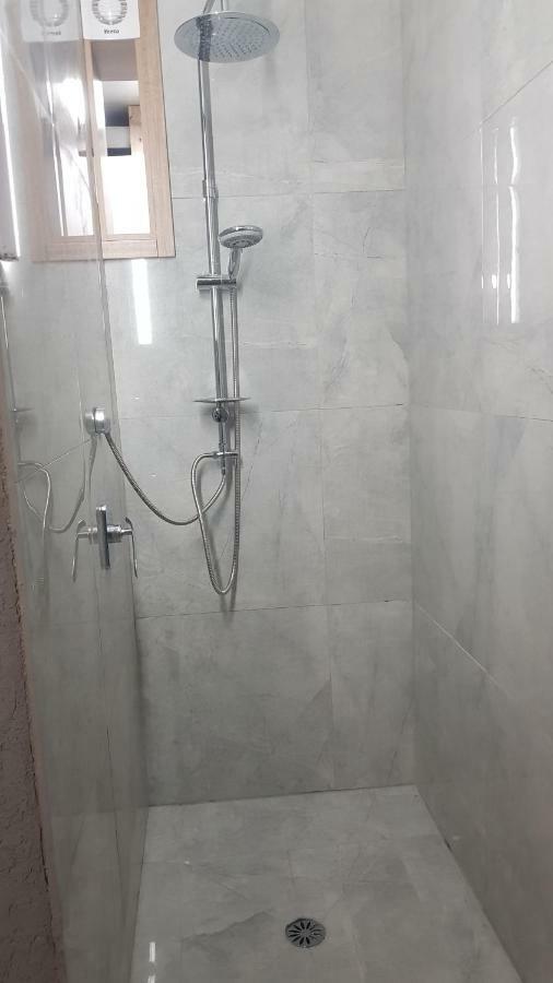 Liraz Suits Villa Rishon Leziyyon Ngoại thất bức ảnh